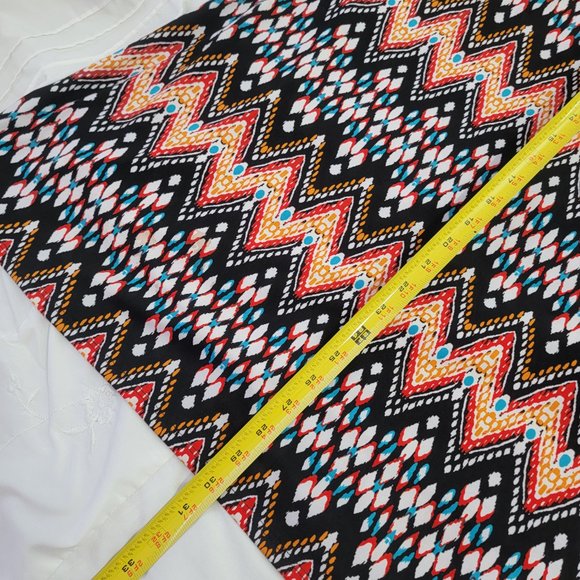 Womens Large Olivia Matthews Dress. Can be worn on the shoulders or off. - Picture 6 of 8